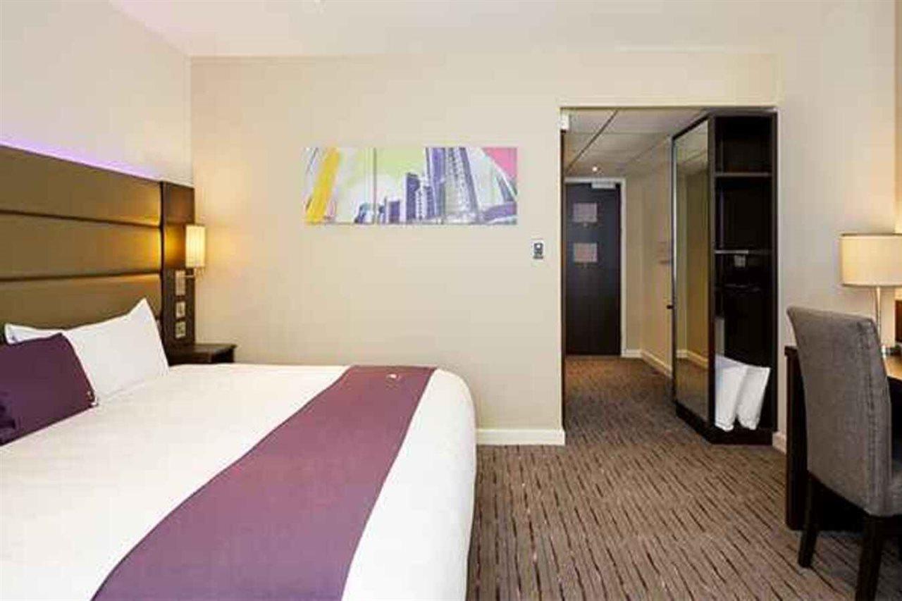 Premier Inn Milton Keynes Central 外观 照片